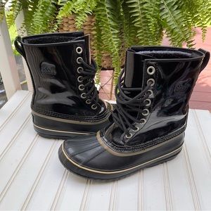 Sorel 1964 Premium CVS Women Sz 8 Black Patent Leather Boots Mid Calf Waterproof